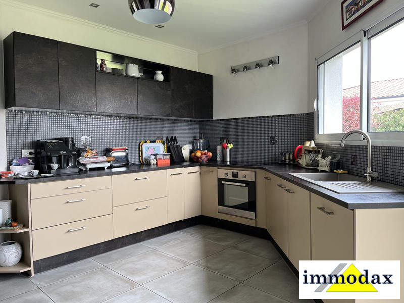 Maison contemporaine - 143 m² - 4 pièces