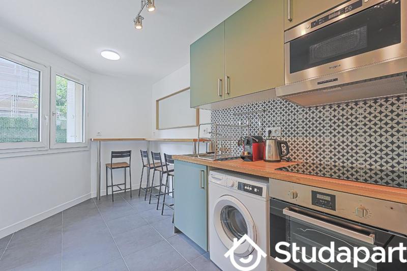 Chambre - 11 m² - 1 pièce