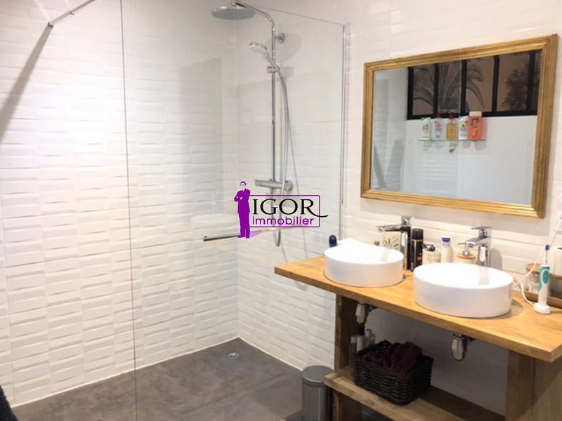 Maison - 135 m² - 6 pièces