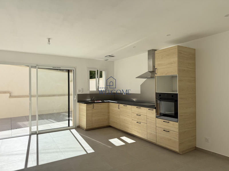 Maison - 76 m² - 3 pièces