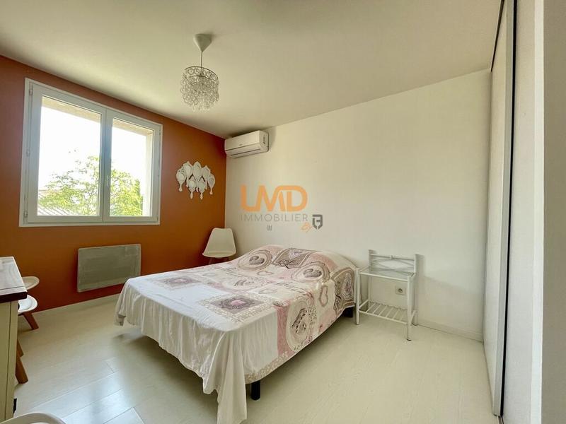 Maison - 230 m² - 10 pièces