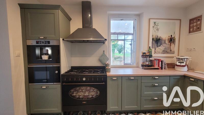 Maison - 226 m² - 8 pièces