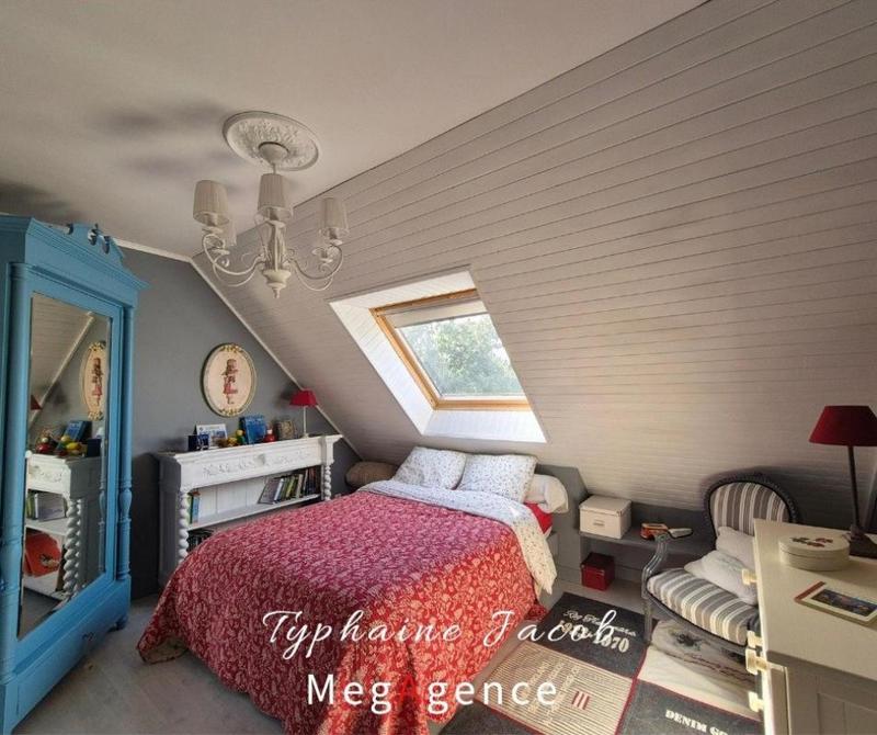 Maison - 173 m² - 9 pièces