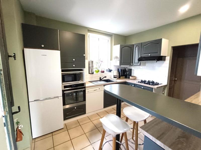 Maison - 161 m² - 5 pièces