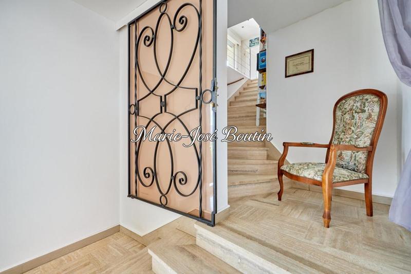 Maison d'architecte - 215 m² - 7 pièces