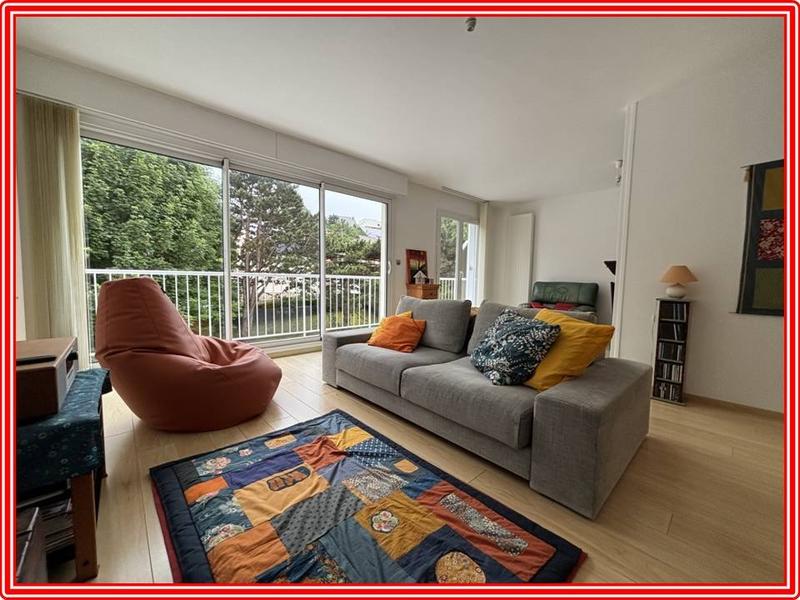 Appartement - 94 m² - 4 pièces