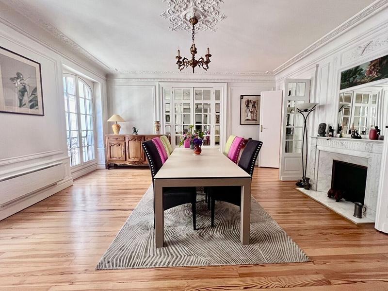 Appartement - 132 m² - 4 pièces