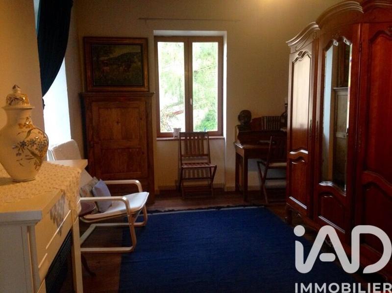 Maison - 227 m² - 8 pièces