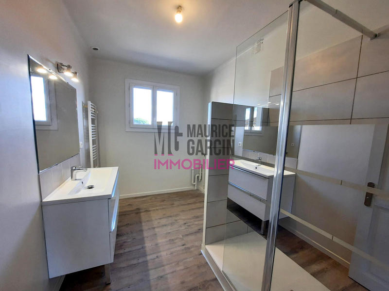 Appartement - 97 m² - 3 pièces