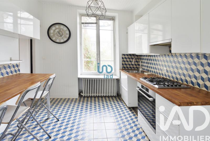 Maison de ville - 130 m² - 7 pièces