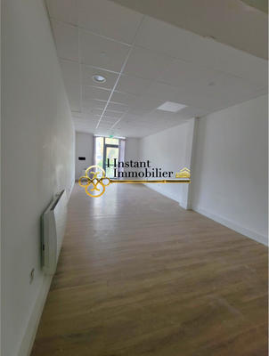 Local d'activités - 81 m²