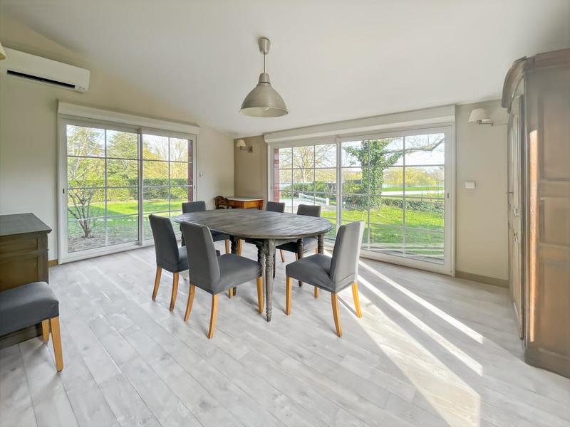 Maison - 172 m² - 6 pièces