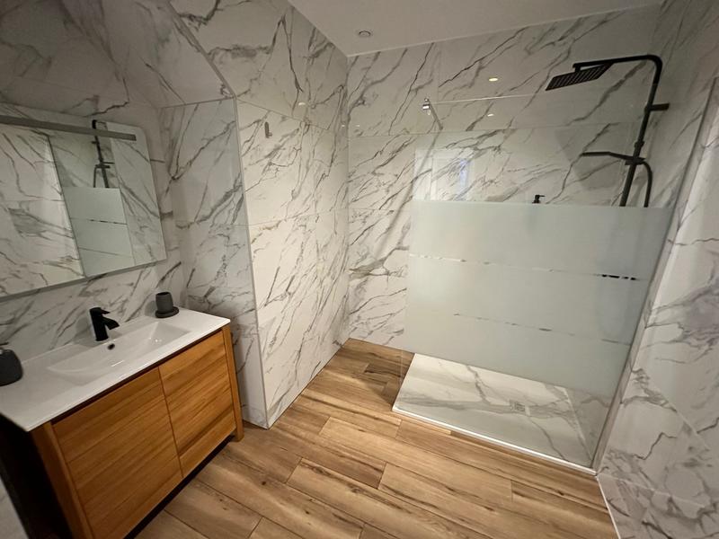 Appartement - 235 m² - 4 pièces