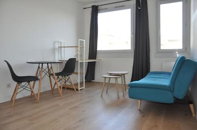 Studio - 17 m² - 1 pièce