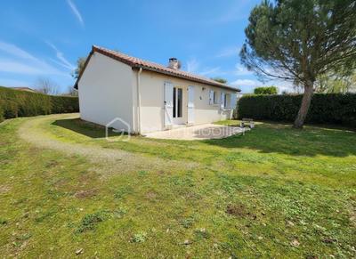 Maison - 76 m² - 4 pièces