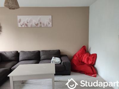 Chambre - 9 m² - 1 pièce