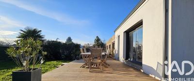 Maison - 114 m² - 6 pièces