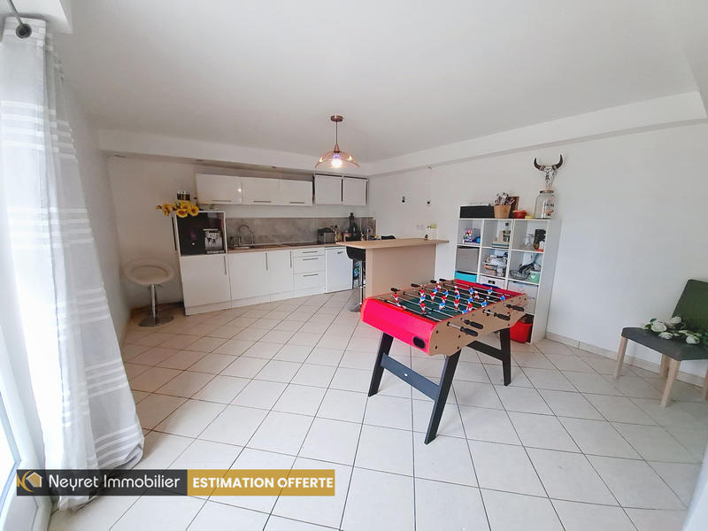 Maison - 257 m² - 8 pièces