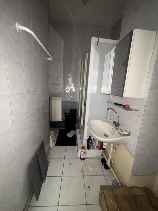 Appartement - 80 m² - 6 pièces