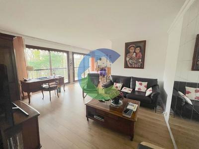 Appartement - 84 m² - 4 pièces