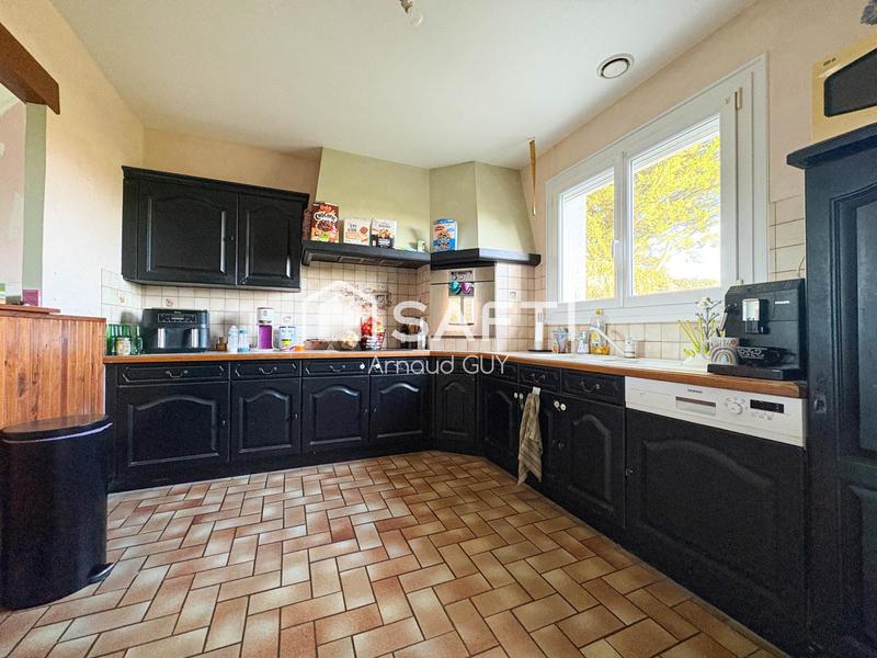 Maison - 94 m² - 5 pièces