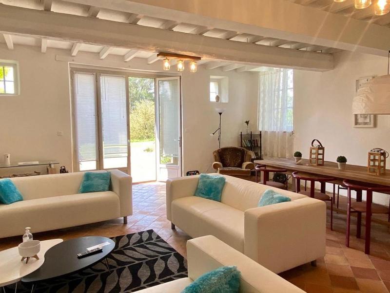 Château - 880 m² - 25 pièces