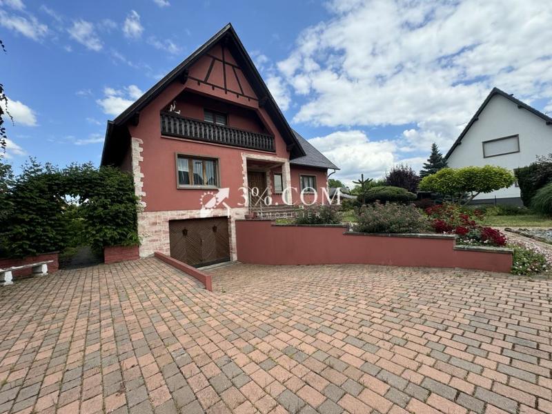 Maison - 206 m² - 5 pièces