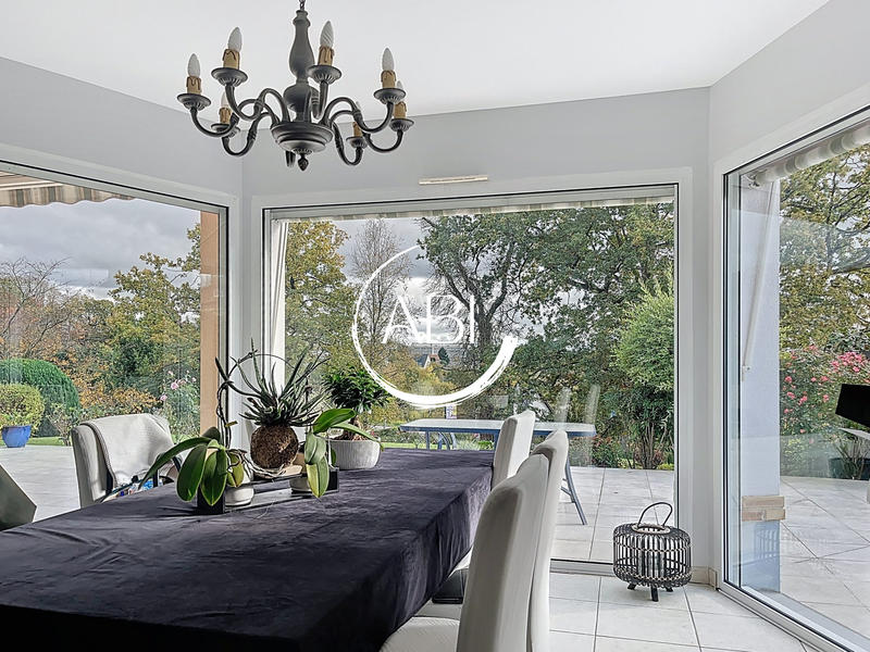 Maison - 155 m² - 4 pièces