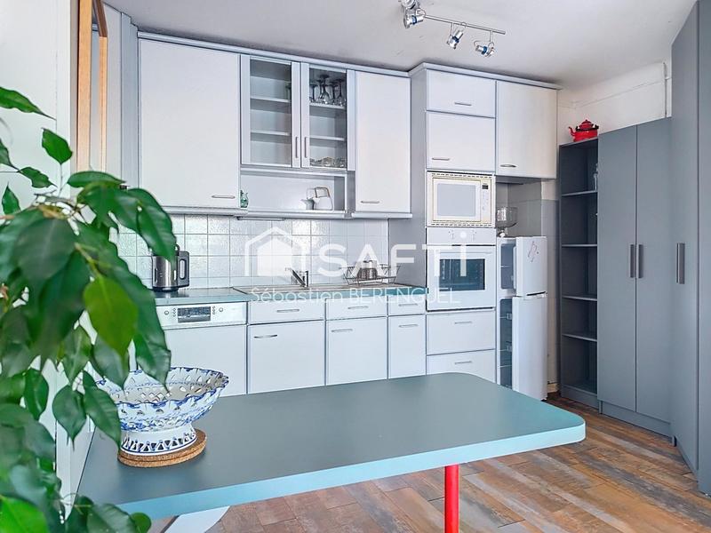 Appartement - 92 m² - 5 pièces