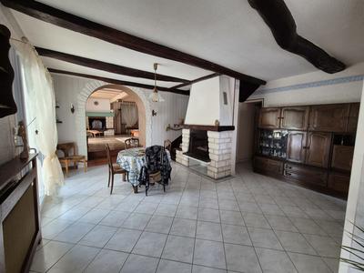 Maison ancienne - 192 m² - 9 pièces