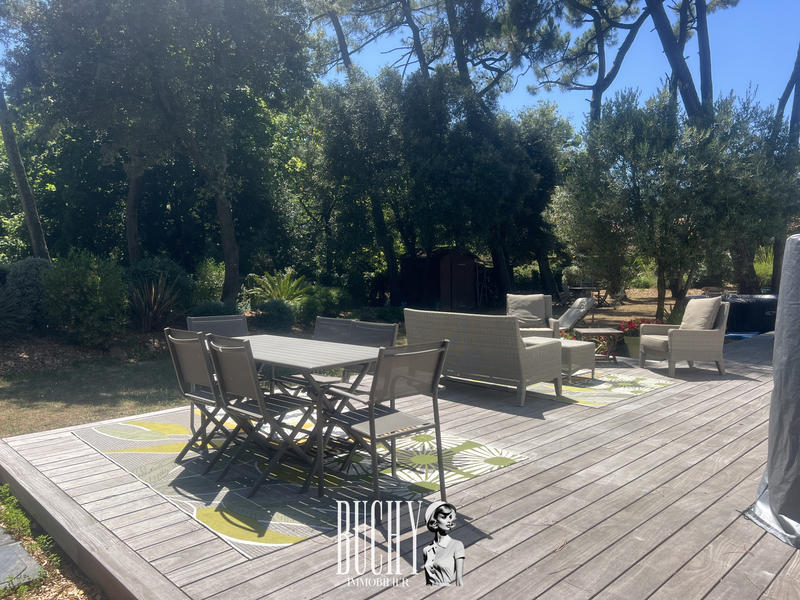 Maison - 165 m² - 7 pièces