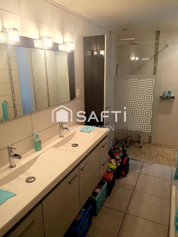 Maison - 140 m² - 5 pièces