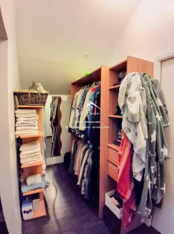 Maison contemporaine - 183 m² - 7 pièces