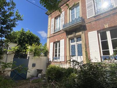 Maison de ville - 92 m² - 5 pièces