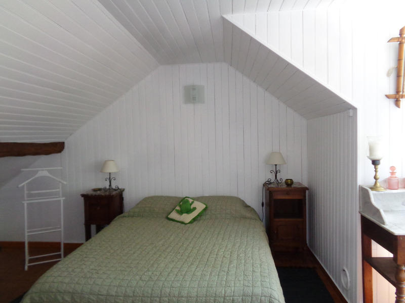 Maison - 220 m² - 11 pièces