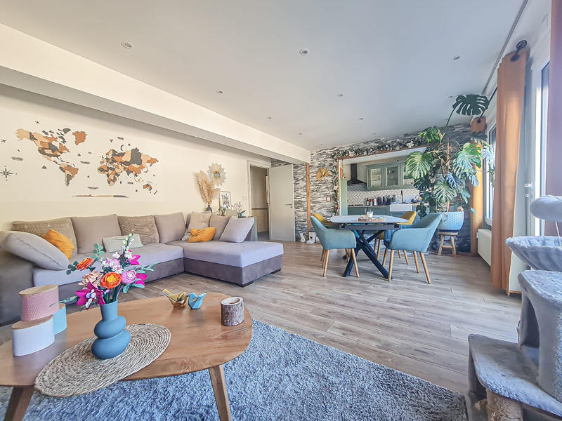 Appartement - 96 m² - 4 pièces