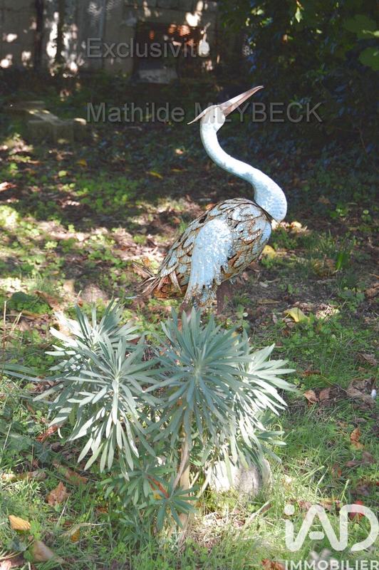 Maison - 287 m² - 10 pièces