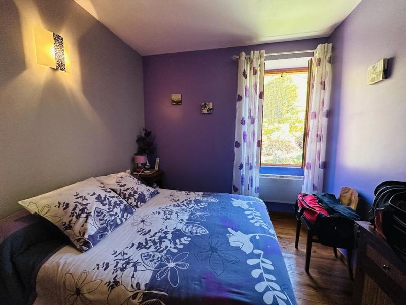 Maison en pierre - 95 m² - 5 pièces