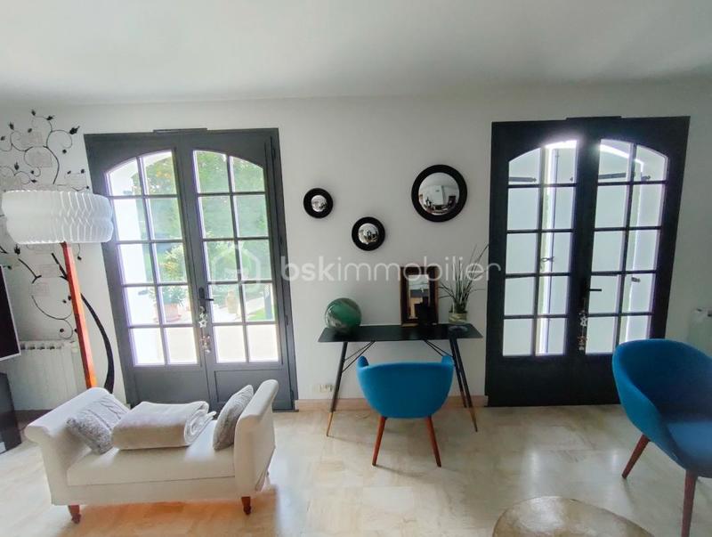 Propriété - 167 m² - 7 pièces