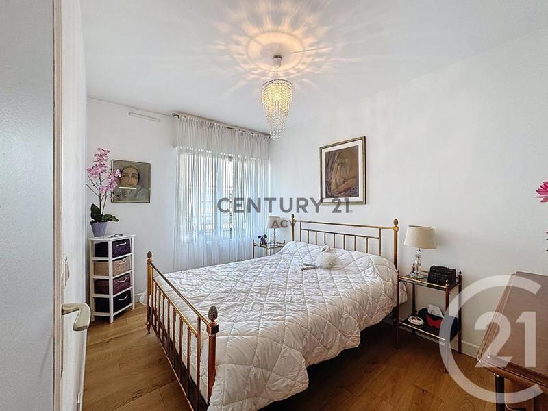 Appartement - 108 m² - 5 pièces