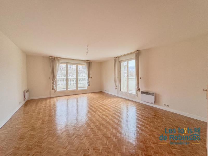 Appartement - 99 m² - 4 pièces