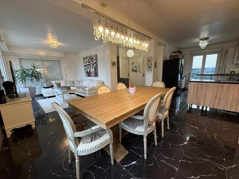 Maison - 85 m² - 4 pièces