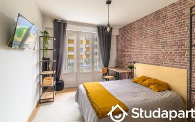 Chambre - 11 m² - 1 pièce