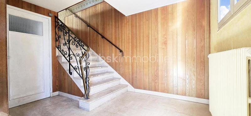 Maison traditionnelle - 103 m² - 4 pièces