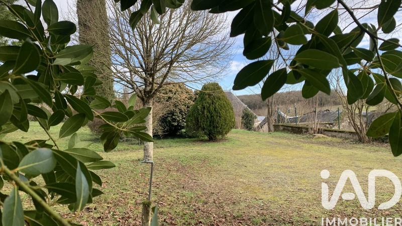 Maison - 256 m² - 9 pièces