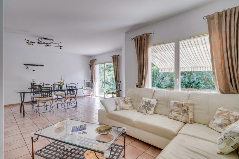 Maison - 145 m² - 7 pièces