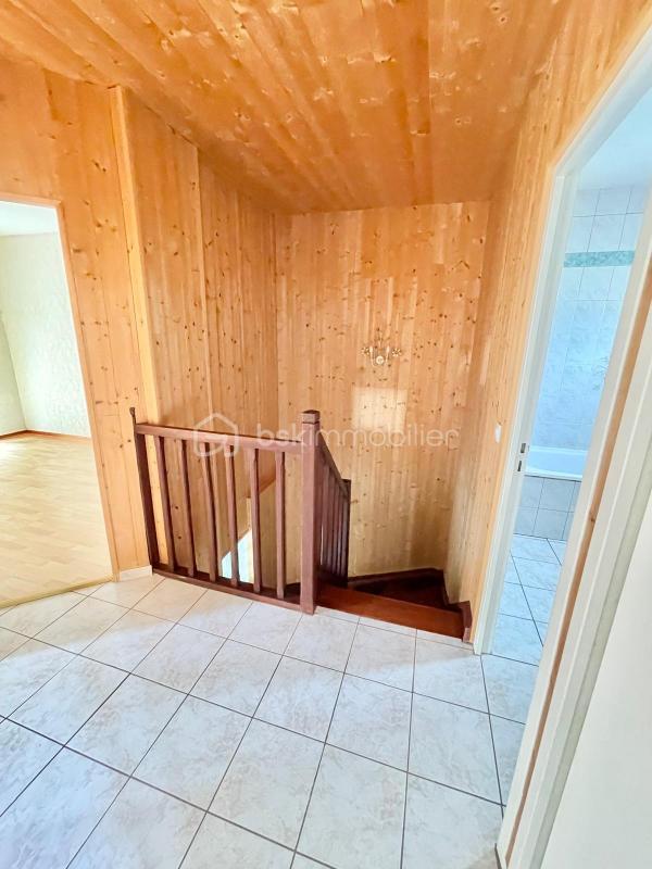 Maison - 106 m² - 5 pièces