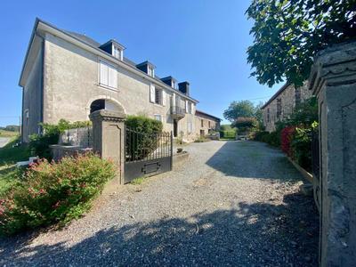 Ferme - 280 m² - 10 pièces