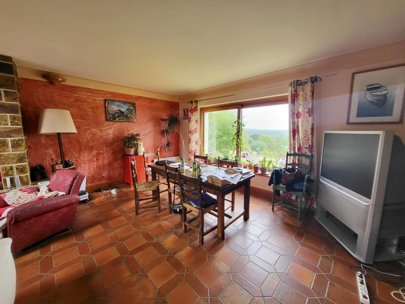 Maison - 164 m² - 9 pièces