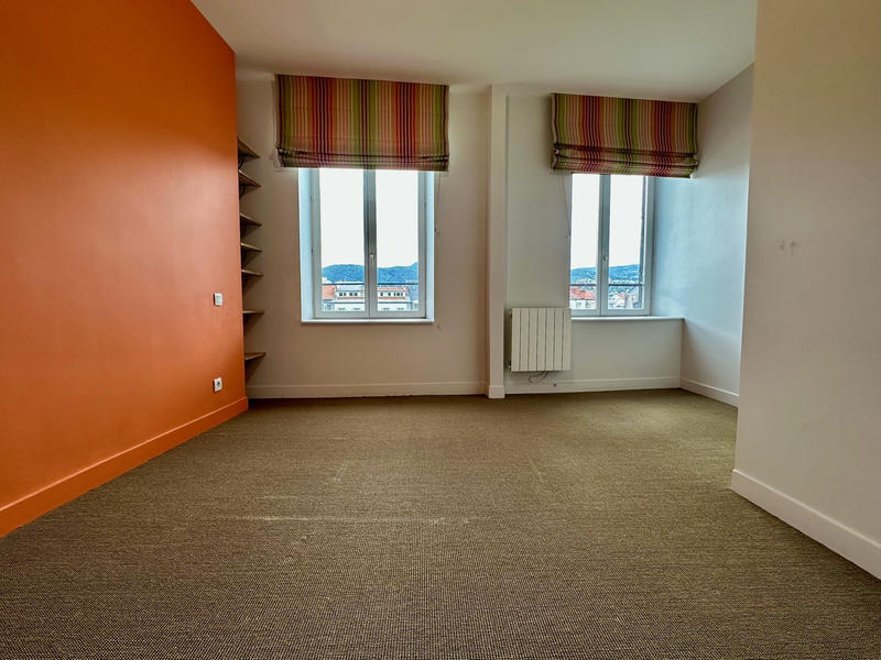 Appartement - 123 m² - 5 pièces